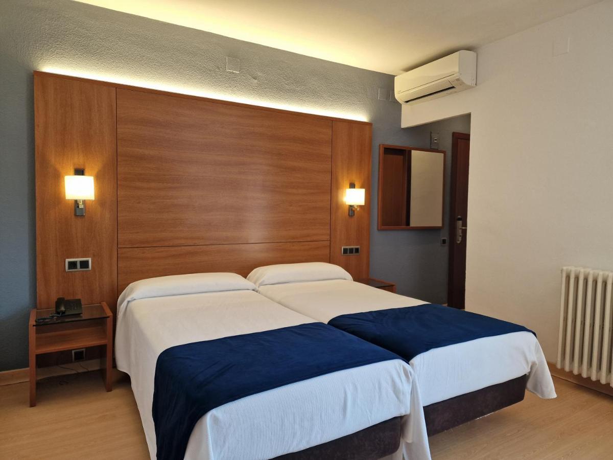 Hotel Sant Jordi Tarragona Esterno foto