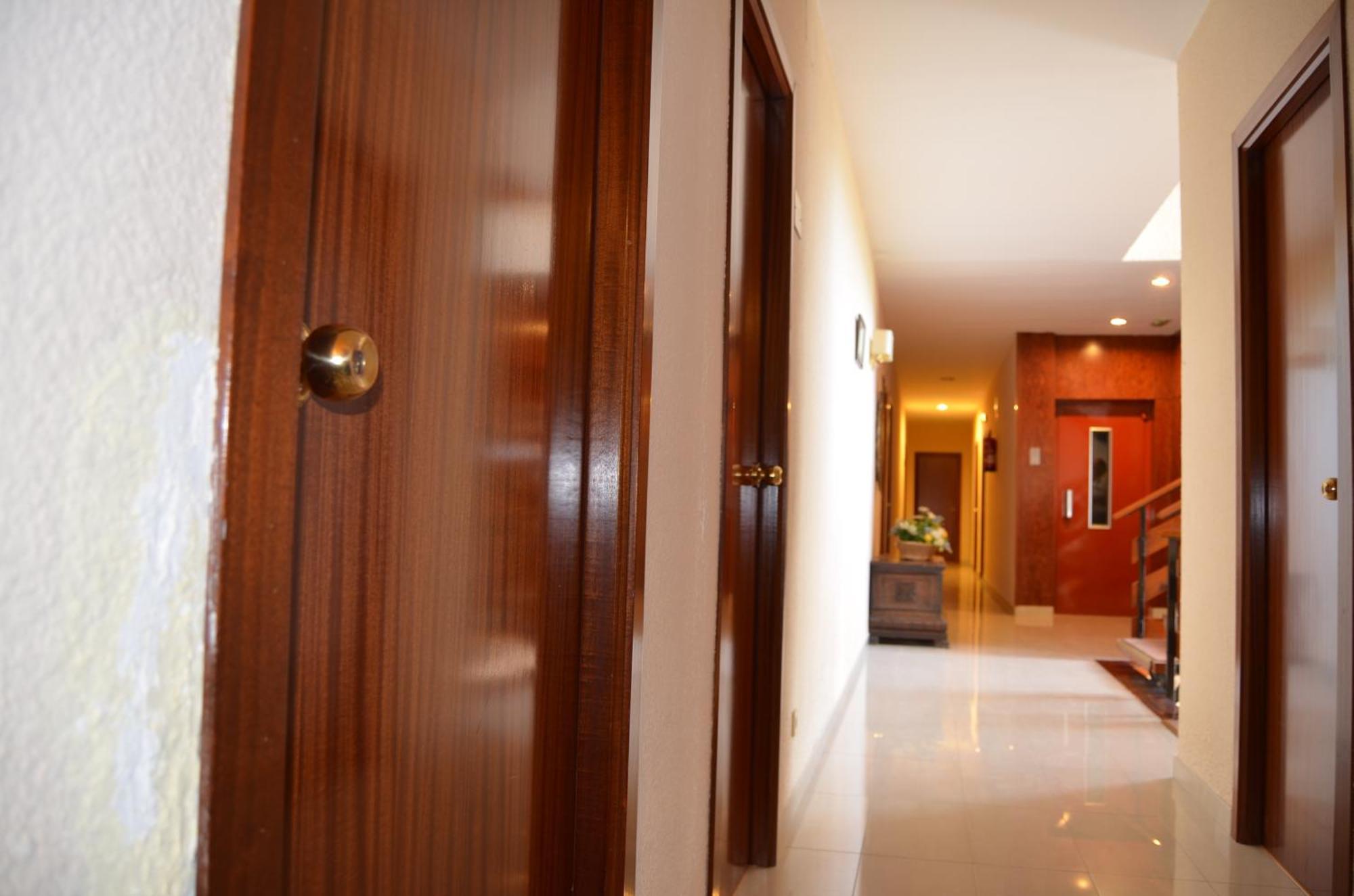 Hotel Sant Jordi Tarragona Esterno foto
